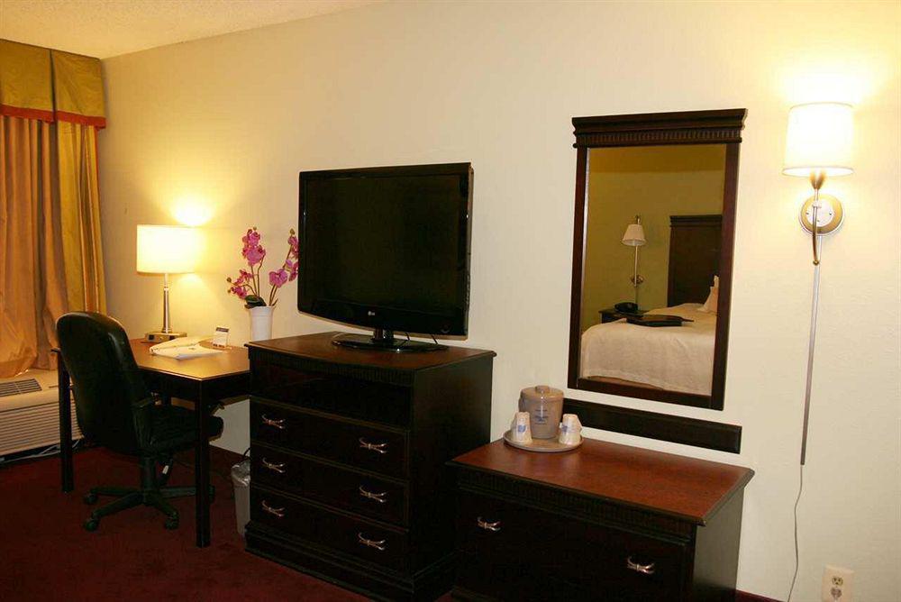 Hampton Inn Sulphur Lake Charles Habitación foto